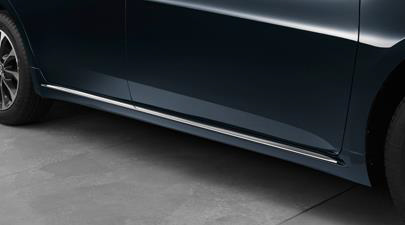 2017 Toyota Avalon Lower Door Modling - Chrome