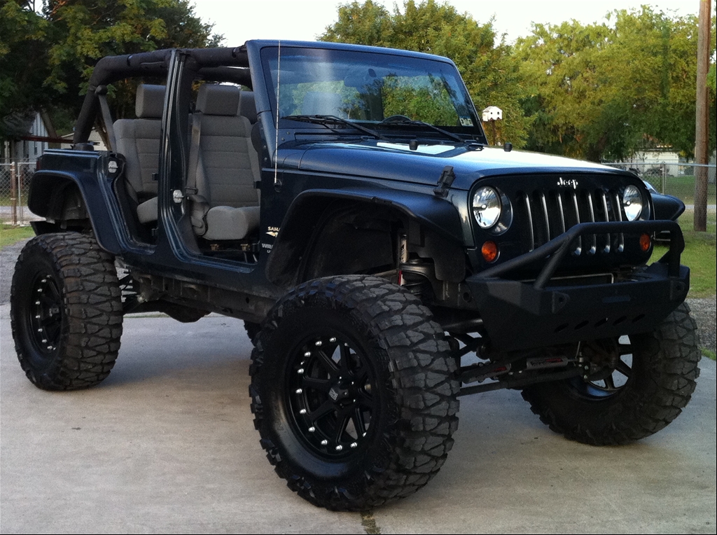 Total 42+ imagen jacked up jeep wrangler